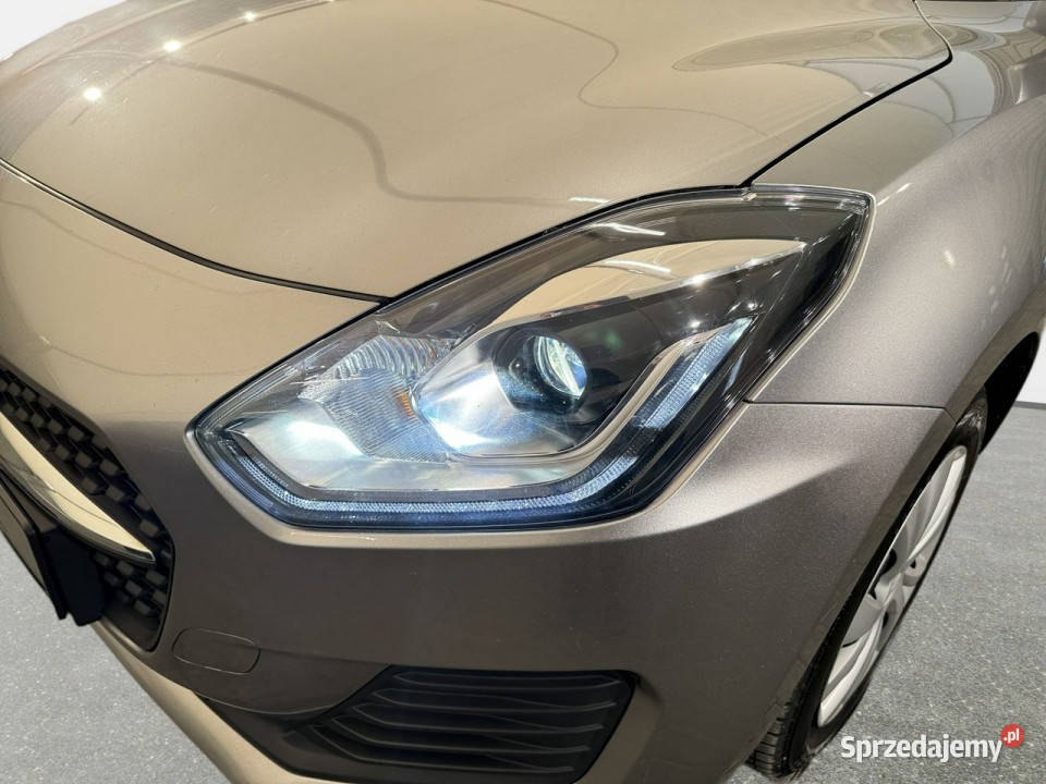 Suzuki Swift VAT 23 Premium 12 hybrid 83 M5 2022 83KM małopolskie Myślenice