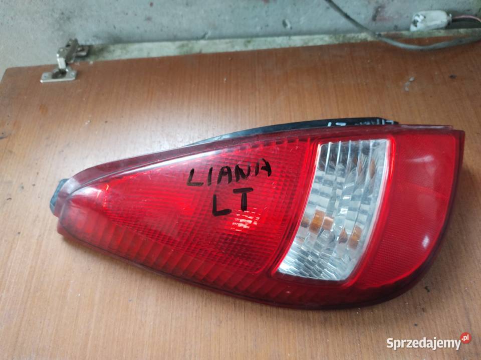 SUZUKI LIANA combi lampa tył lewa Kielce