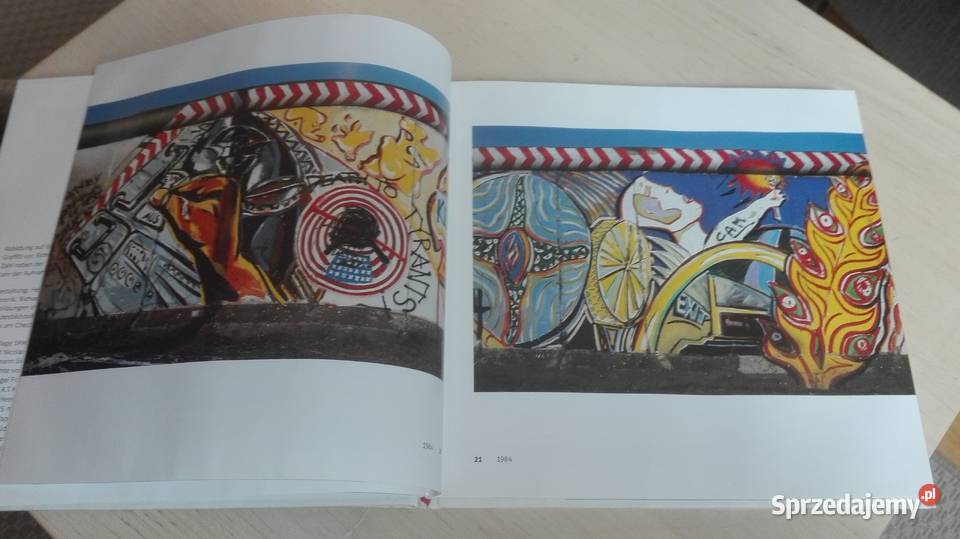 Beriner Mauerbilder GRAFFITI Rok wydania 1990 Poradniki, albumy i reportaże łódzkie Pabianice