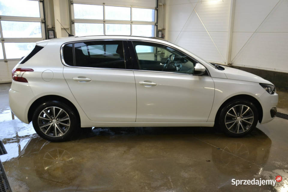 Peugeot 308 12 benzyna 130 tablet full led Kęty