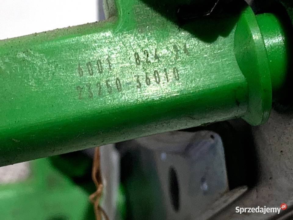 LISTWA WTRYSKOWA LEXUS NX 2325036010 25 155 osobowe