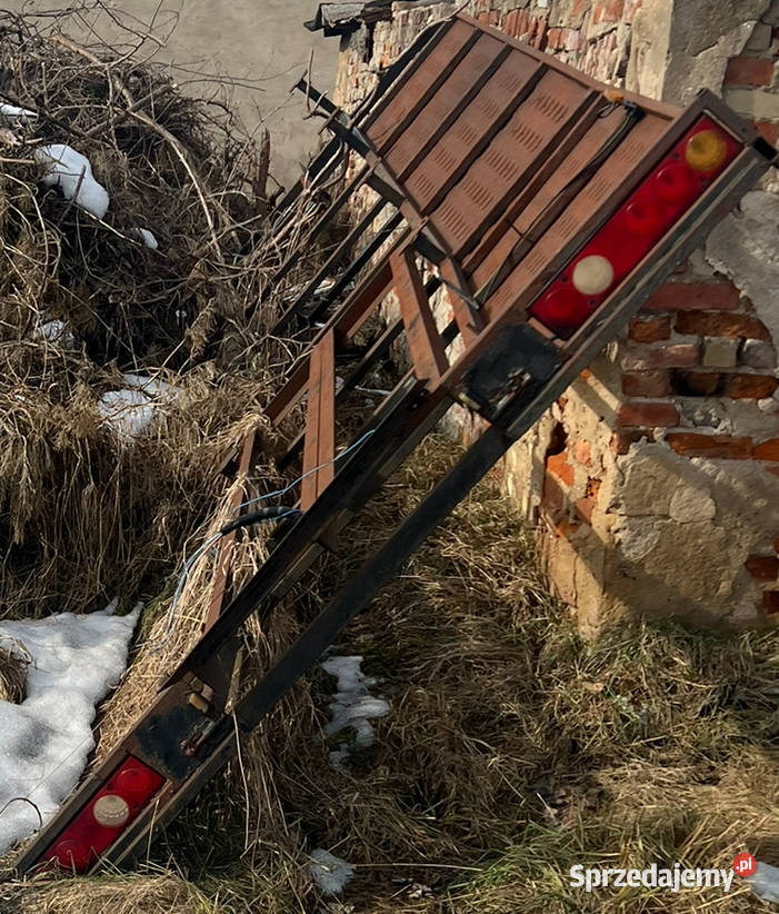 Najazd na lawetę Pozostałe pomorskie Kaliska Kościerskie sprzedam