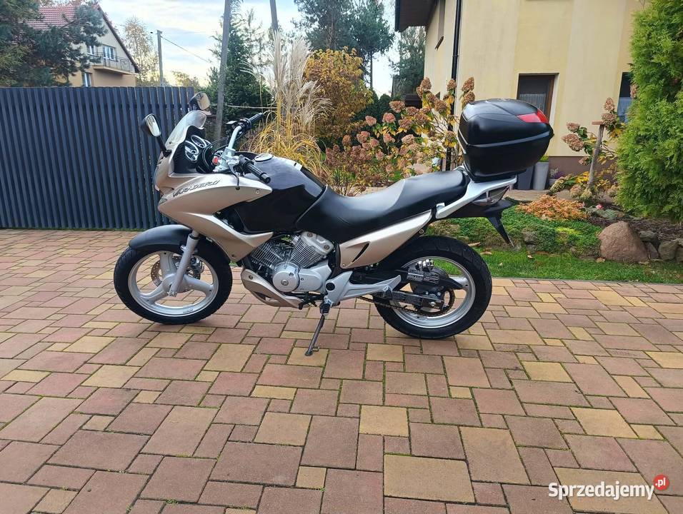 Honda Varadero 125 z 2007 na kat B RATY nieuszkodzony Żabno