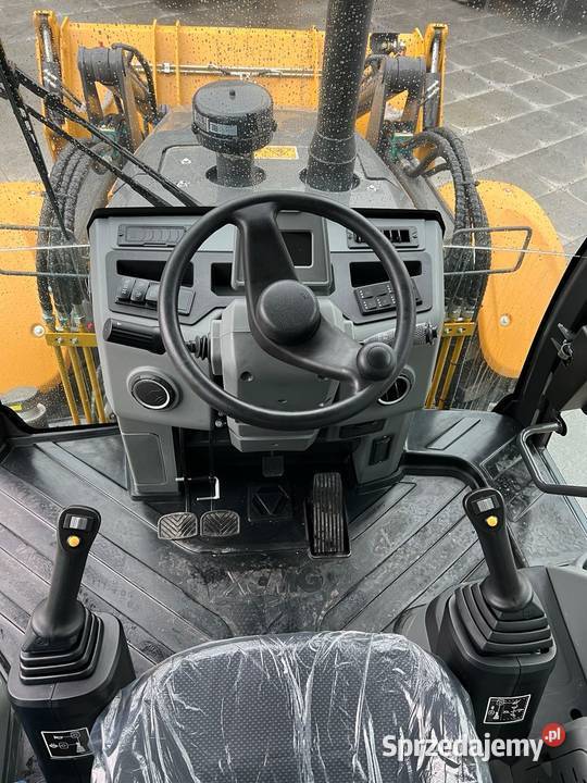 Koparko Ładowarka XCMG TYP XC8S3580 Fabrycznie Olsztyn