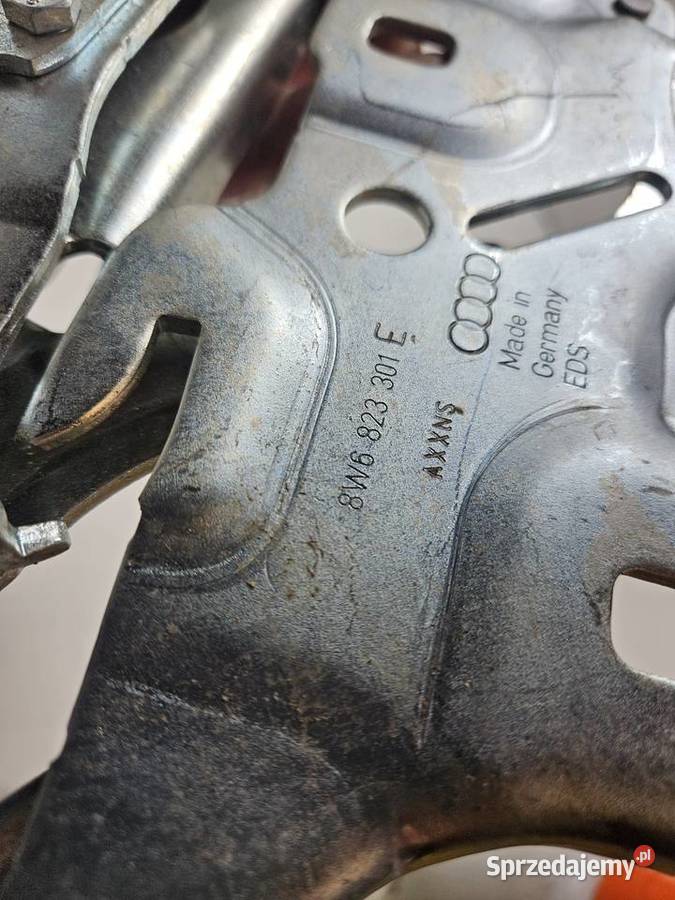 AUDI A5 8W6 ZAWIAS MASKI LEWY PRZÓD 8W6823301E osobowe wielkopolskie Międzychód sprzedam