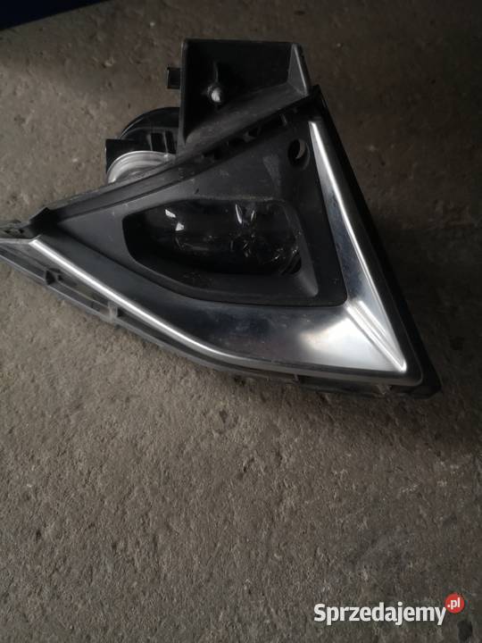 NISSAN QASHQAI J12 21 HALOGEN KRATKA RAMKA PRAWY małopolskie Skawina sprzedam