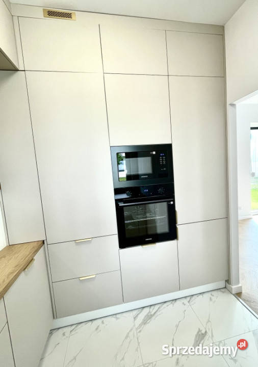 Nowe kuchnia z AGD 4 pokojowe2 miejsca postojowe dolnośląskie sprzedam