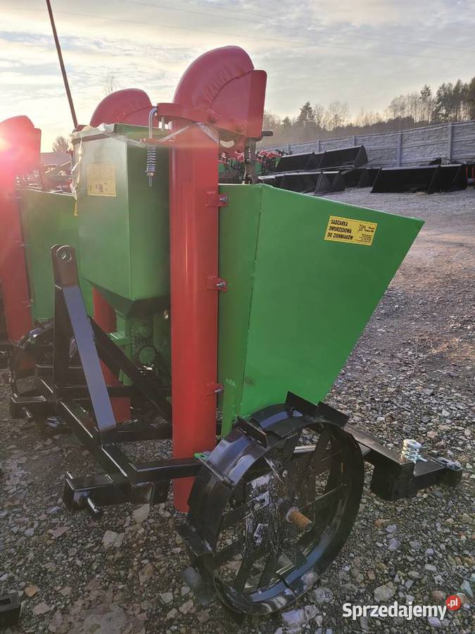 Sadzarka do ziemniaków do ciągnika 2 rzędowa Cyców