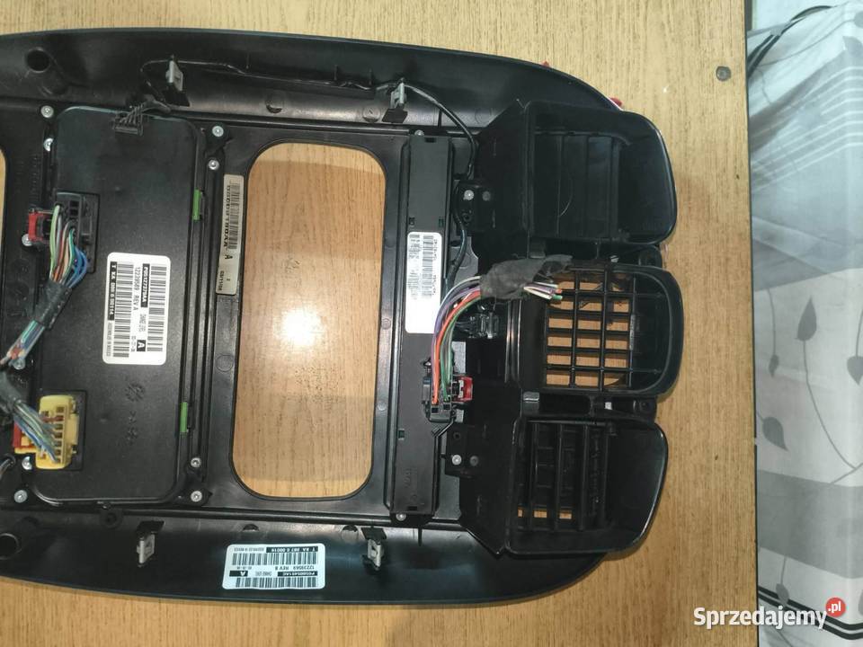 Chrysler Voyager IV radio panel radia