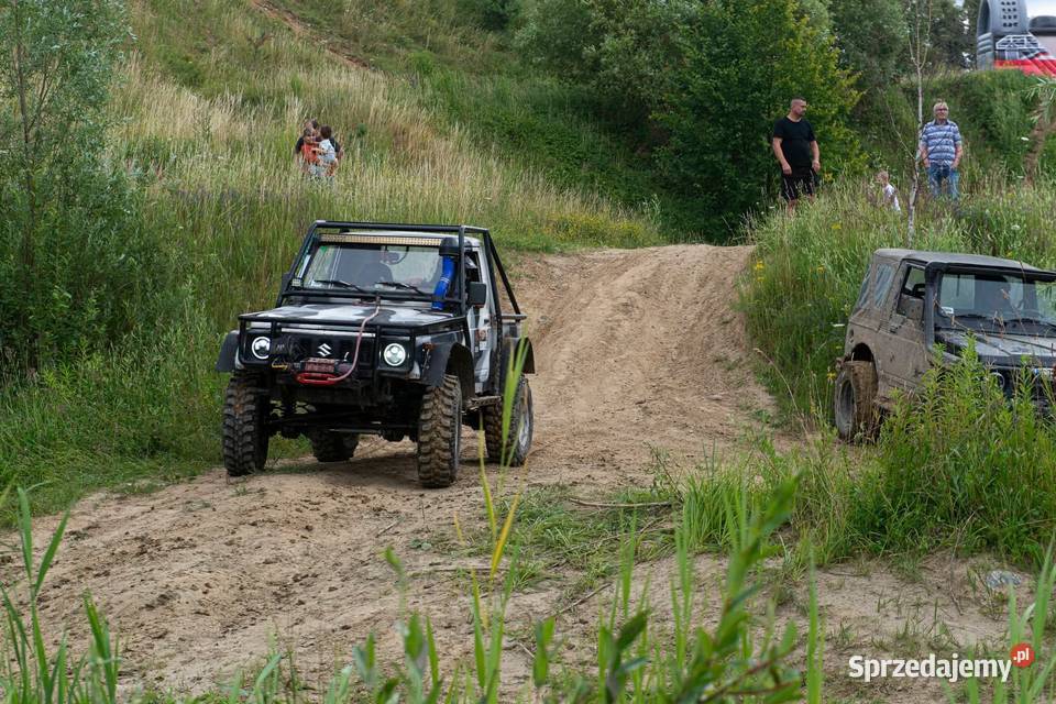 Suzuki samurai 18is