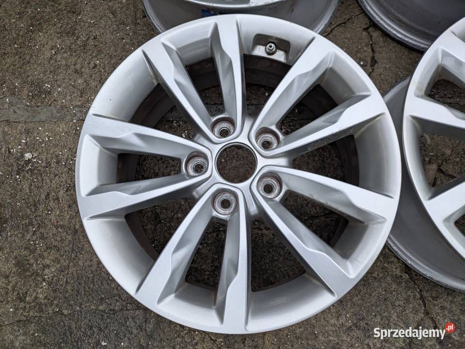 Felgi aluminiowe 16 5x1143 Hyundai i40 ET 40 Barwik