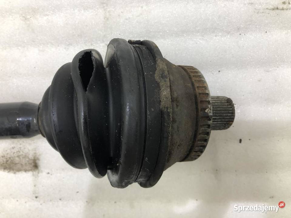 PÓŁOŚ LEWY PRZÓD 8D0407271BB SKODA SUPERB I