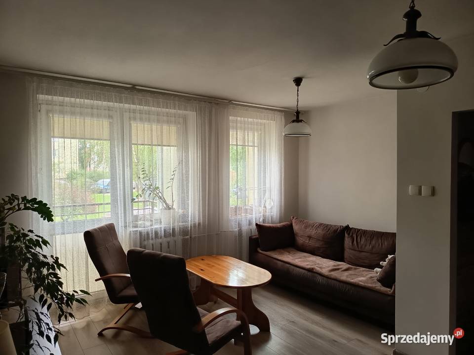 Kawalerka na Ślichowicach z osobną kuchnią świętokrzyskie