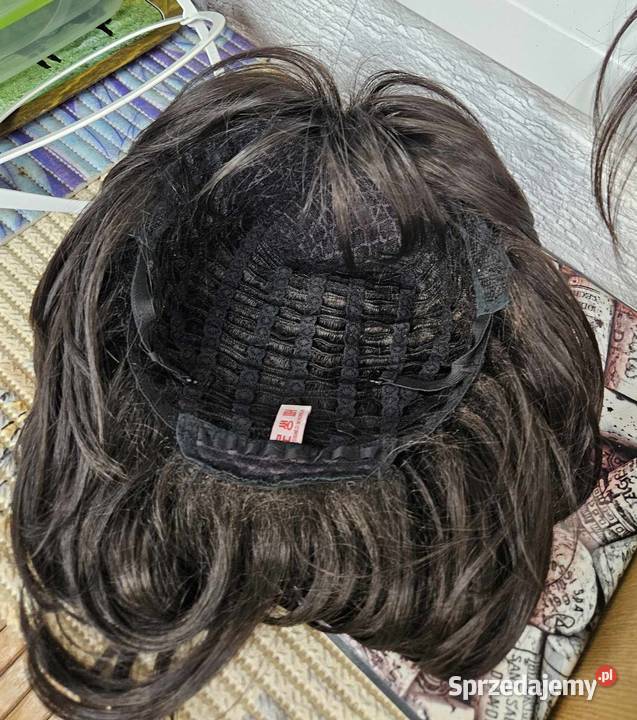 Śliczna peruka sztuczny włos 1 mazowieckie Warszawa sprzedam