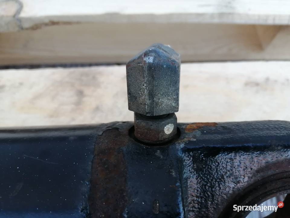 Siłownik poziomowania Cat TH 360B Wilkowo