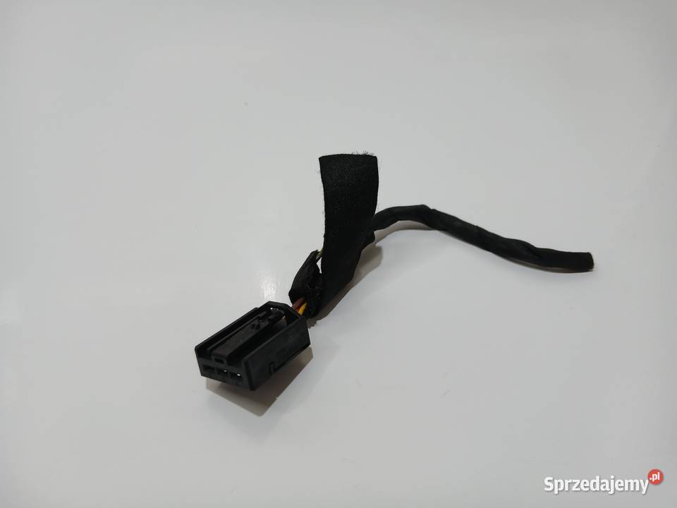 KOSTKA LAMPY TYŁ W KLAPĘ BMW E61 4824868 Strzyżewice