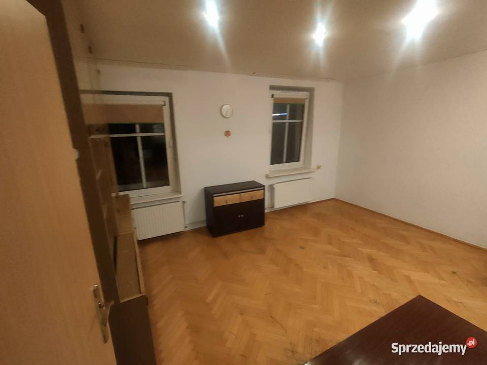 Kawalerka mieszkanie duża piwnica Centrum pom. użytkowe Koszalin