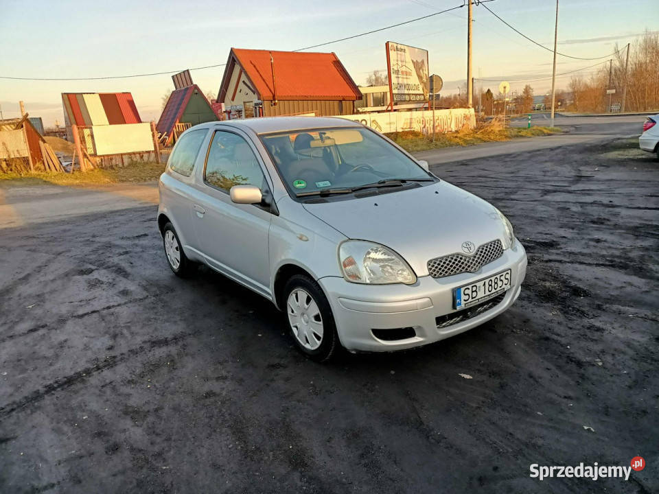 Toyota Yaris Toyota Yaris 10 03r I 19992005 Hatchback Tarnów