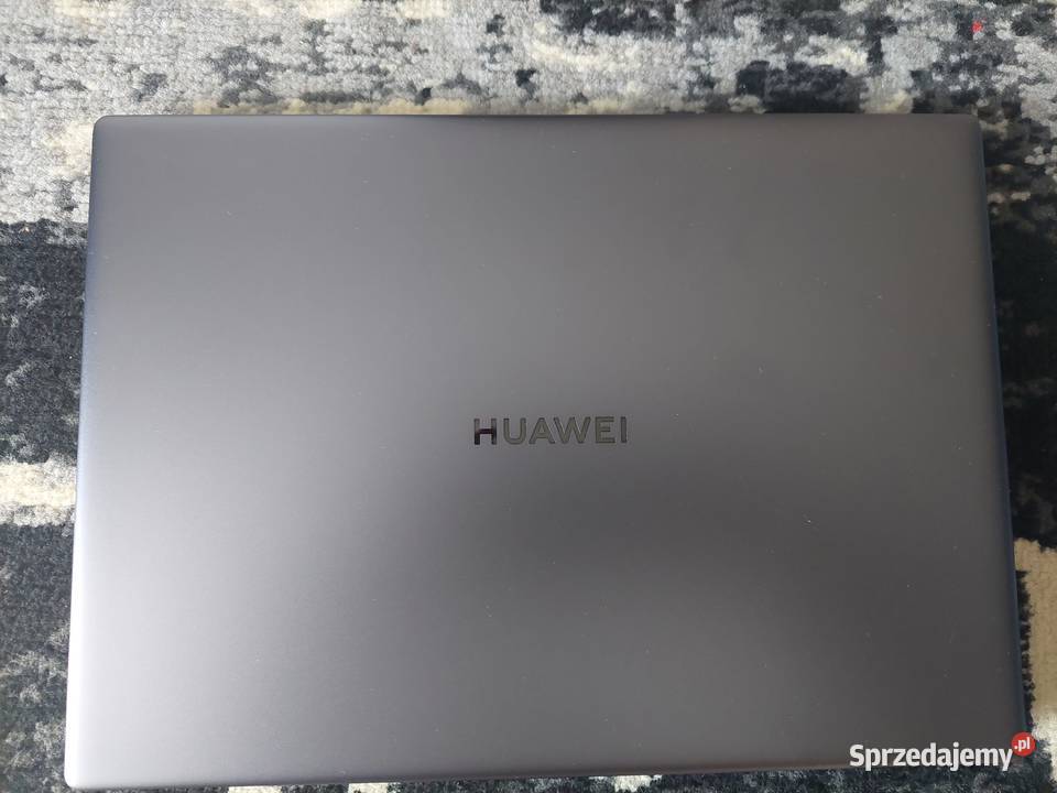 Huawei Matebook X Pro Laptop i5 16GB 521GB SSD Puck