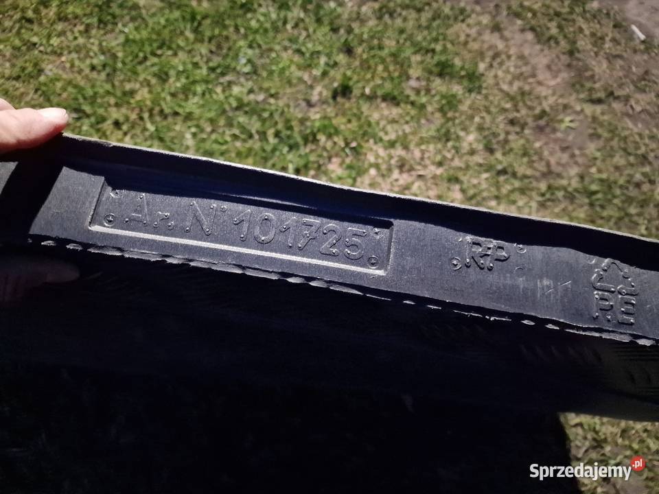 Wkład mata bagażnika Toyota Yaris II Pabianice sprzedam