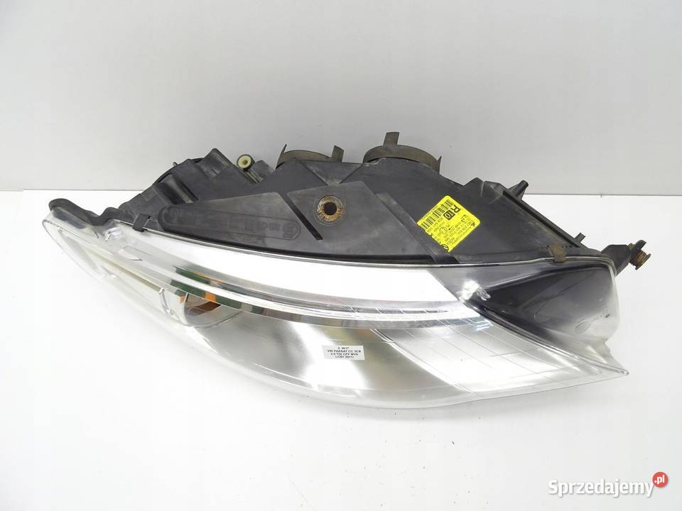 LAMPA REFLEKTOR PRAWA PRAWY PRZÓD PRZEDNIA VW osobowe Motoryzacja