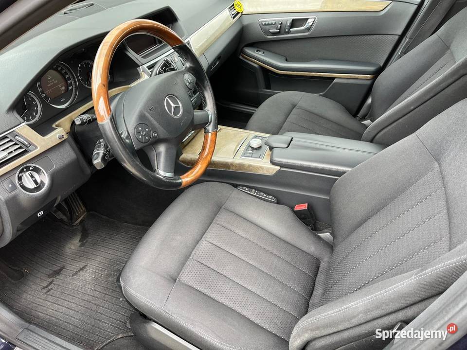 MercedesBenz E350CDI V6 265 2010r automat Szamotuły
