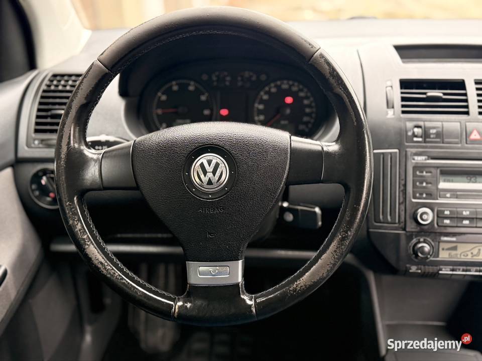 VW Polo 14 80 2007 Klimatronic tempomat PDC hak isofix Polo Będzin sprzedam
