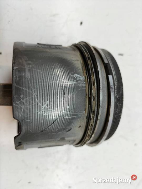 TŁOK KORBOWÓD 30 D M57 Bmw Seria 5 IV 19952003 sprzedam