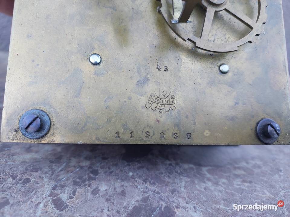 687 Mechanizm starego zegara ściennego Peerless Antyki Tczew