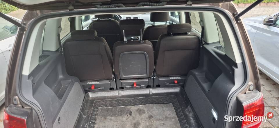 Ładny Volkswagen Touran II generacja 2012 elektryczne szyby Krośniewice