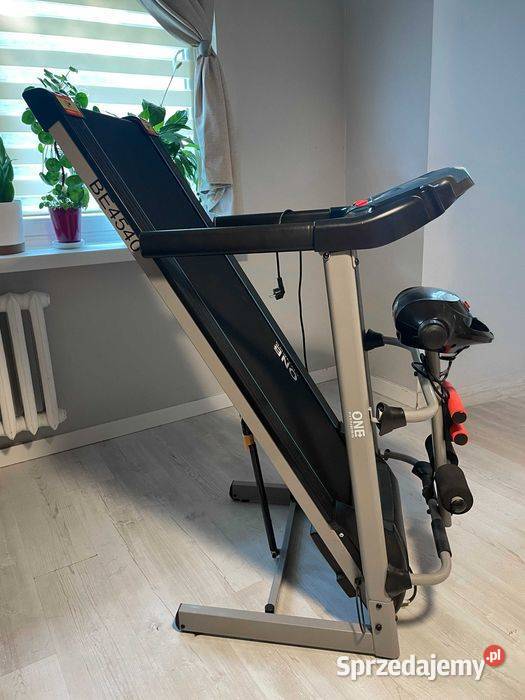 Sprzedam bieżnię elektryczną One Fitness BE4540 Radom