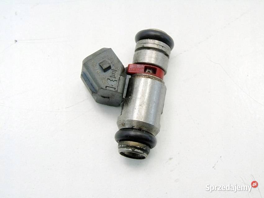 WTRYSKIWACZ 14 16V GOLF IV BORA LUPO LEON osobowe Pozostałe Sosnowiec