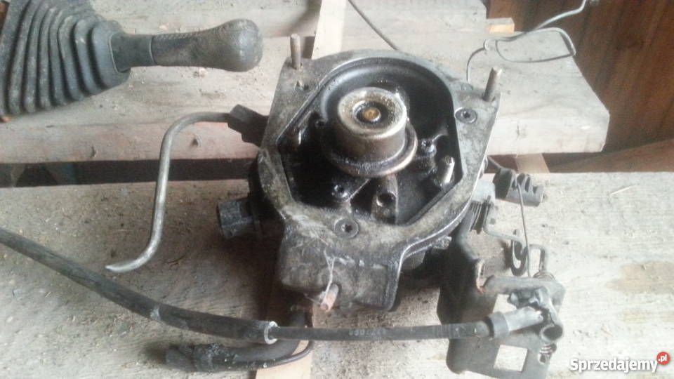 Zderzak listwy wzmocnienie Voyager Chrysler 25 B