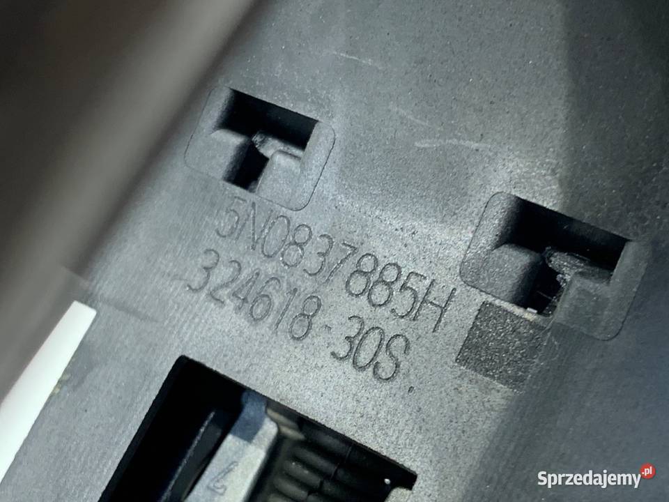 KLAMKA ZEWNĘTRZNA LEWY PRZÓD SKODA FABIA III