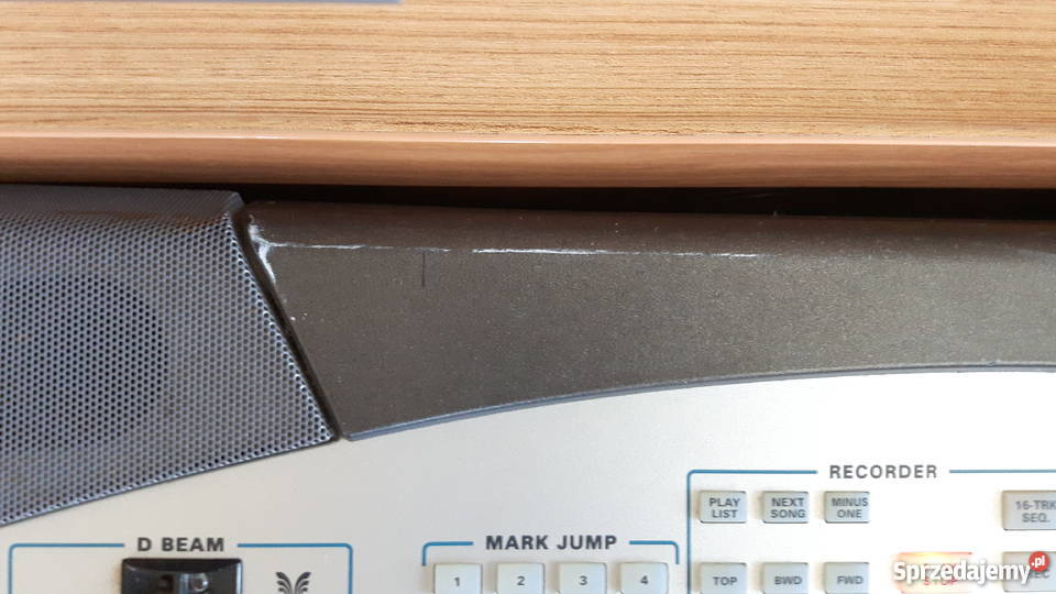 Roland E60 Używany4gb karta z podkładami MIDI Luzino