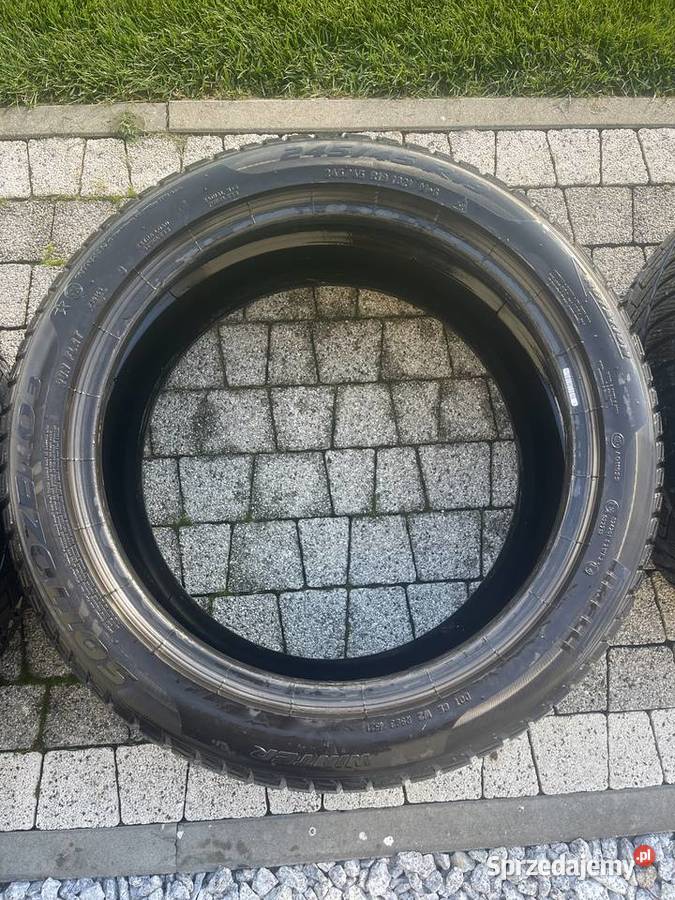 Opony zimowe Pirelli sottozero 3 run flat 24545 19cale Samochodowe Nowy Targ