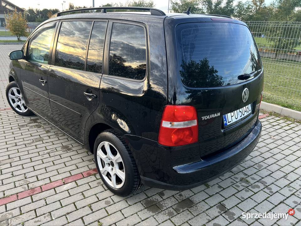 Sprzedam Volkswagen Touran 4/5 Samochody osobowe