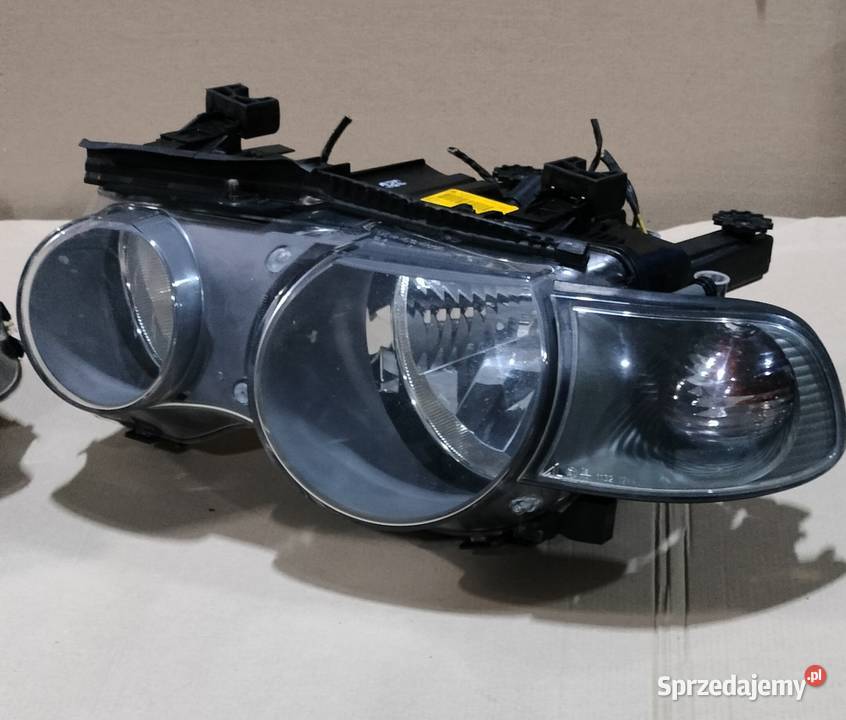 BMW E46 Compact lampy przednie komplet Środa Wielkopolska