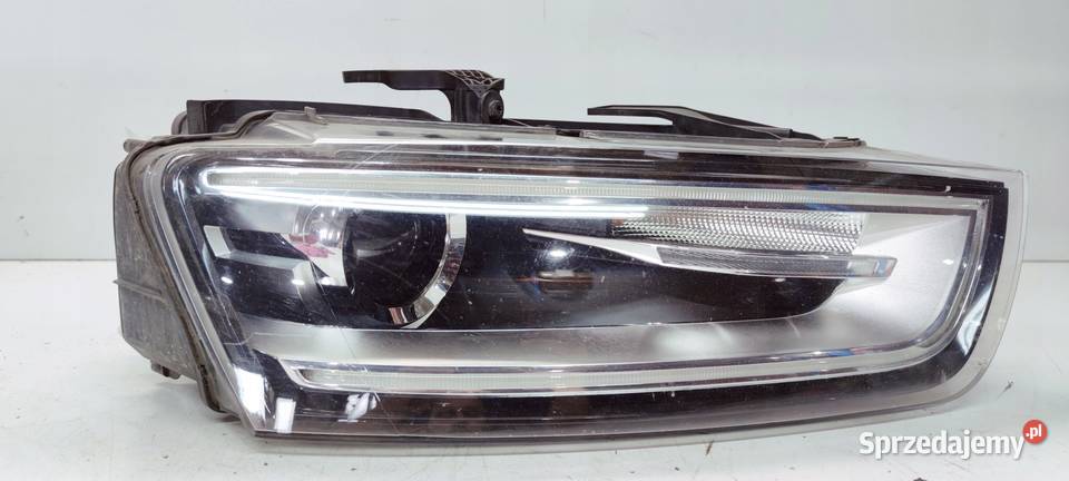 REFLEKTOR LAMPA PRAWY PRZÓD XENON LED AUDI Q3 8U osobowe Przystajń sprzedam