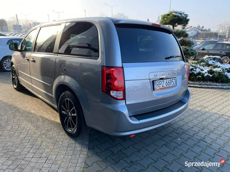 Dodge Grand Caravan siedmioosobowy klimatyzacja autoalarm Żory