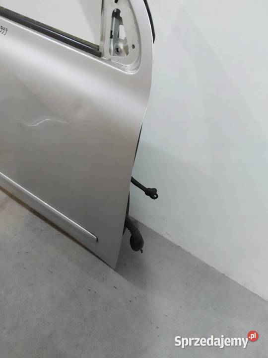 DRZWI PRAWE PRZÓD K13 K23 Nissan Micra IV 2010