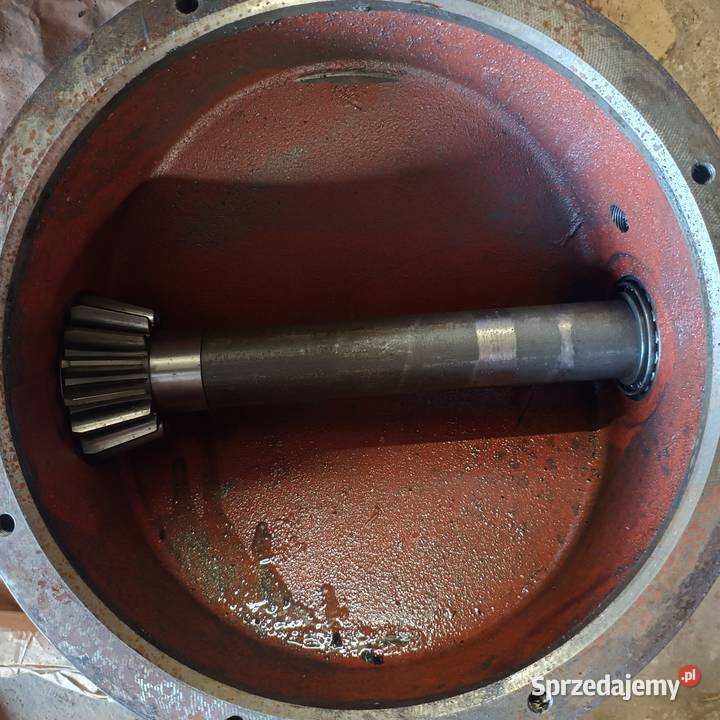 Przekładnia paszowozu na części Irządze