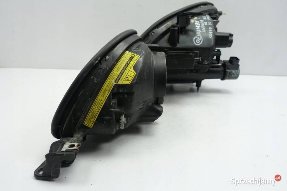 Lexus GS 300 GS300 II XENON PRZEDNIA LAMPA prawa osobowe Lampy przednie Janów sprzedam