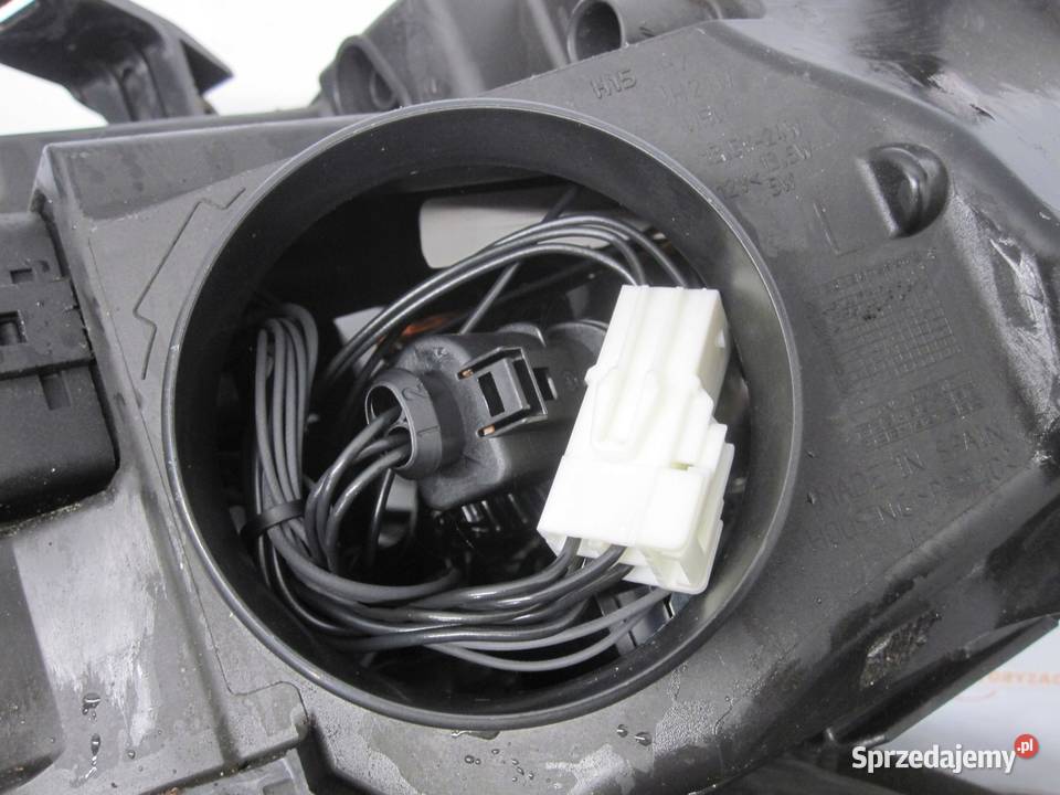 AUDI A5 S5 8T lampa lewa przód 8T0941004AL Kielce