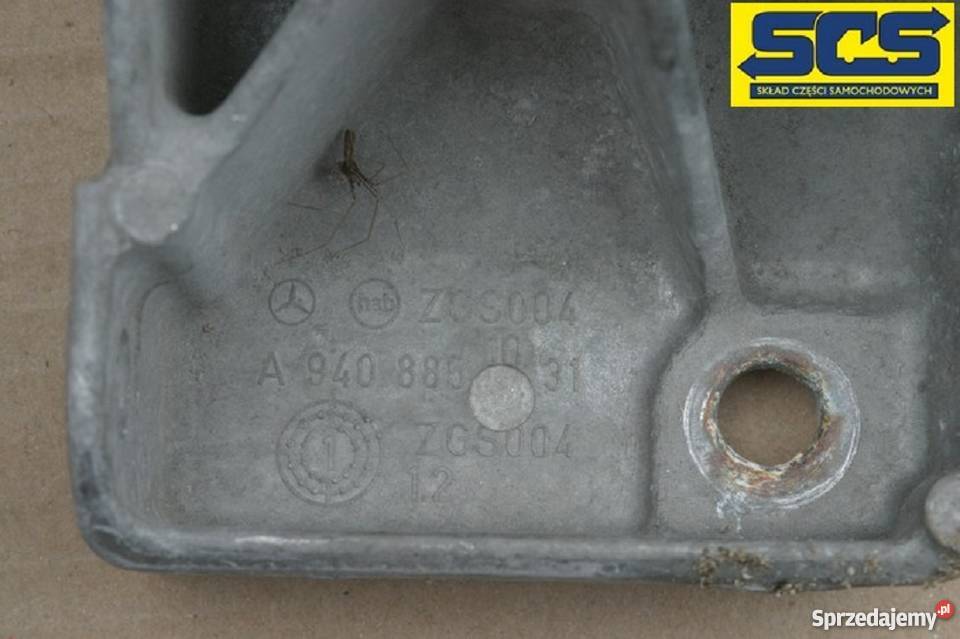 MERCEDES ACTROS MP1 UCHWYT ZDERZAKA LEWY Bieleń