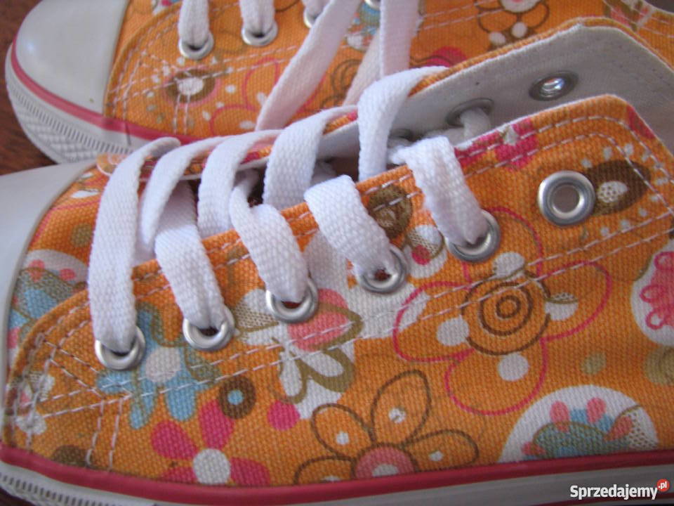 Tenisówki półtrampki trampki z motywem kwiatowym Inna marka Krapkowice sprzedam