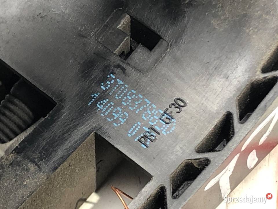 KLAMKA ZEWNĘTRZNA PRAWY PRZÓD SKODA SUPERB II osobowe