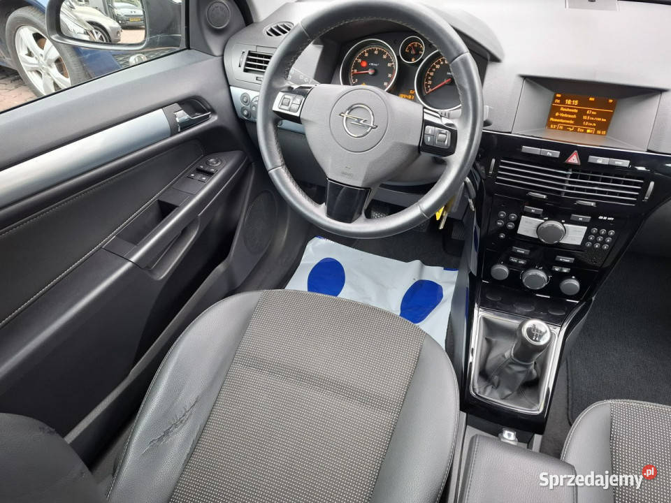 Opel Astra GTC 18 Benzyna Zadbany Serwisowany przyciemniane szyby Lublin sprzedam