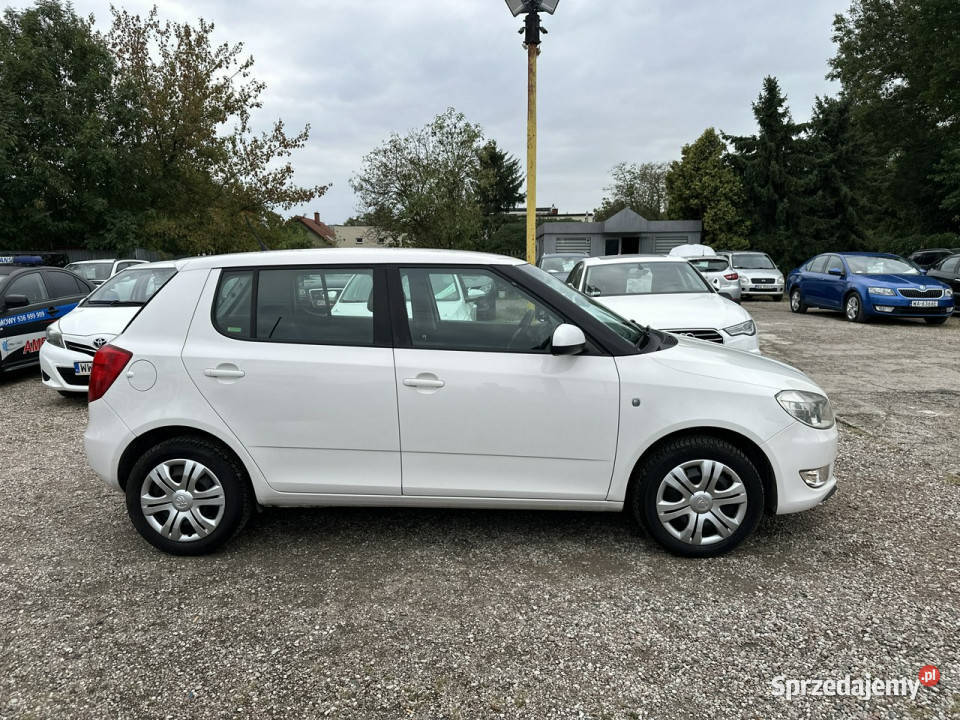 koda Fabia 14 MPI 86KlimaIsofixSalon Warszawa