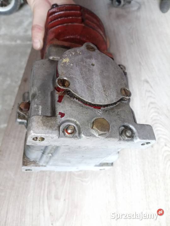 Ursus C330 sprężarka powietrza